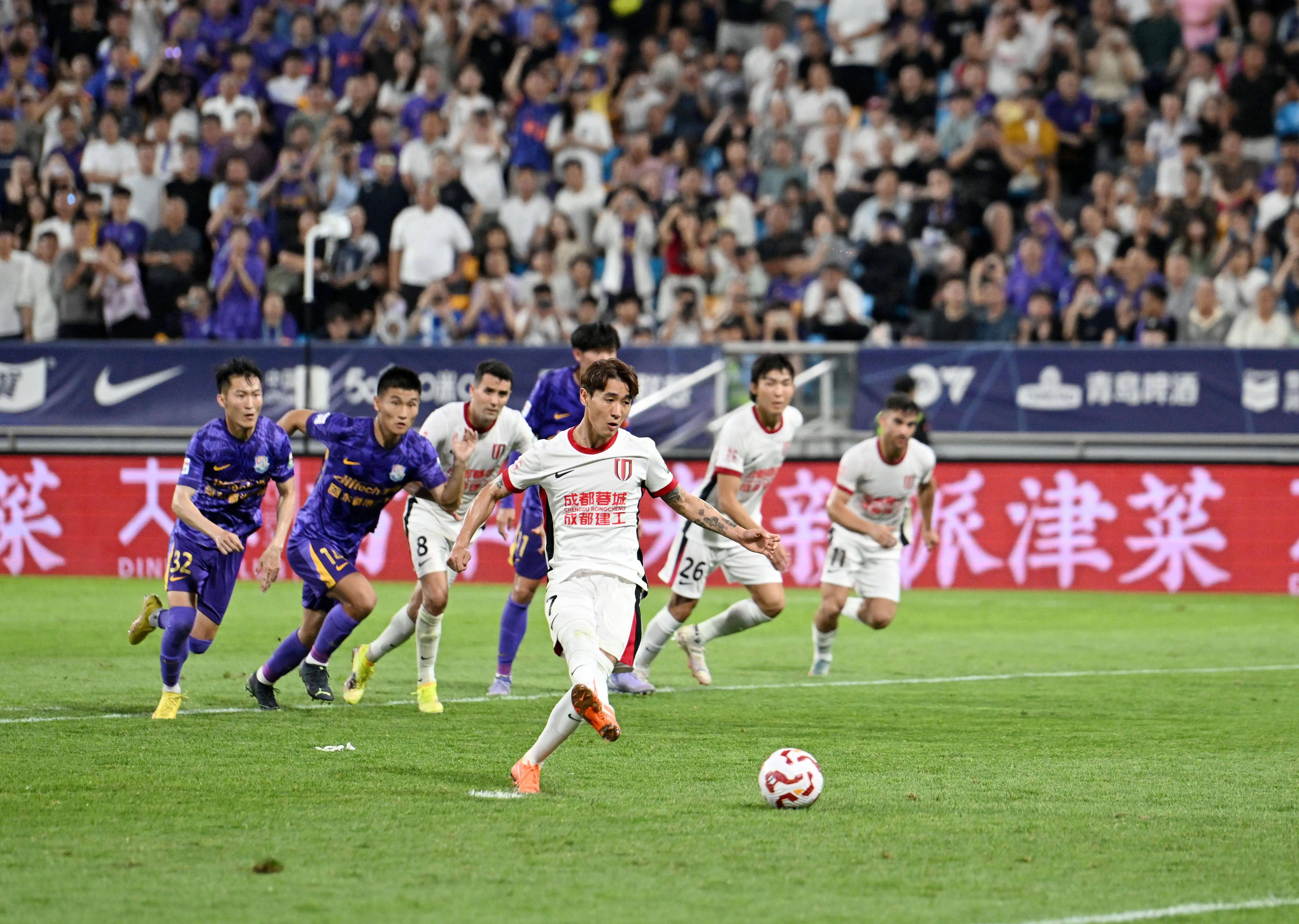 关于成都蓉城发布备战花絮,国际比赛日临场应变,亚冠任务艰巨,赛季目标并未改变的信息 关于成都蓉城发布备战花絮,国际比赛日临场应变,亚冠任务艰巨,赛季目标并未改变的信息